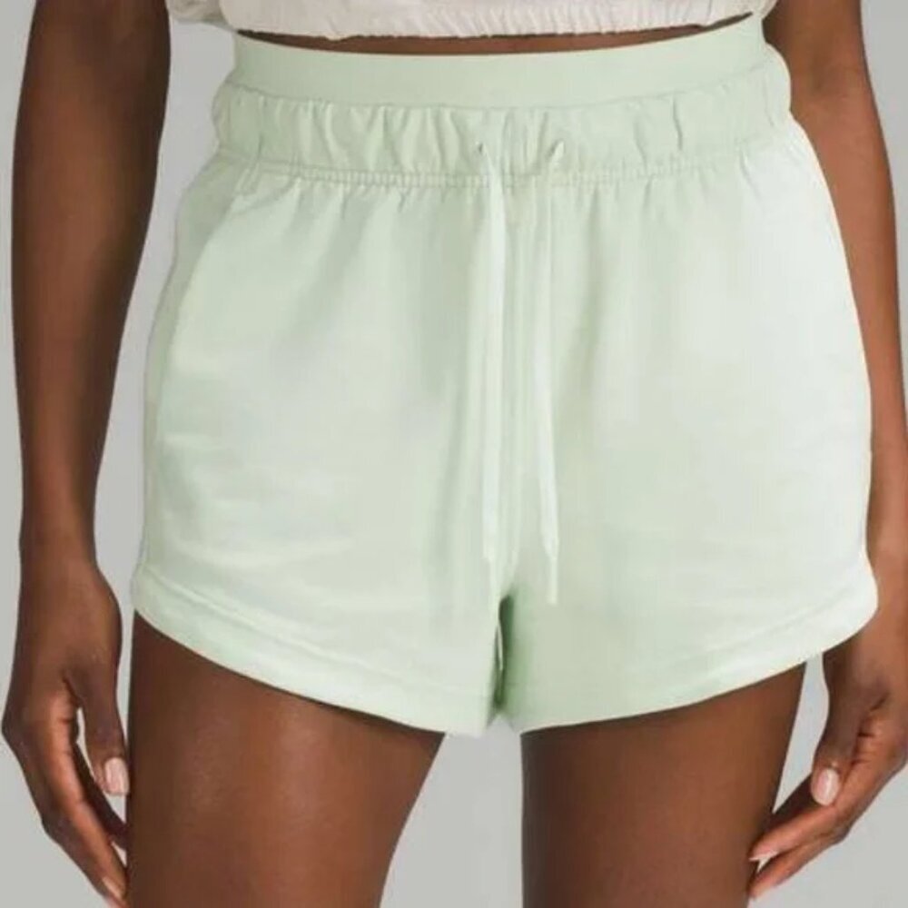 Lululemon Inner Glow High Rise Shorts 3" Kohlrabi Green Size 10 EUC Lounge